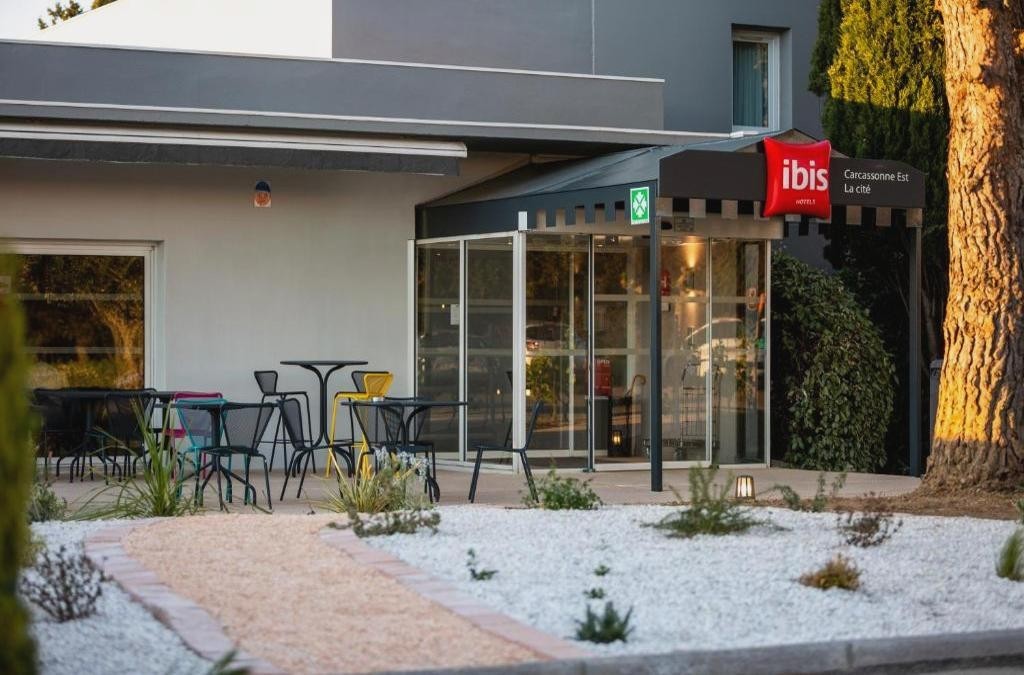 Amanece entre murallas: tu próxima aventura histórica en Carcasona - Hôtel ibis Carcassonne Est La Cité