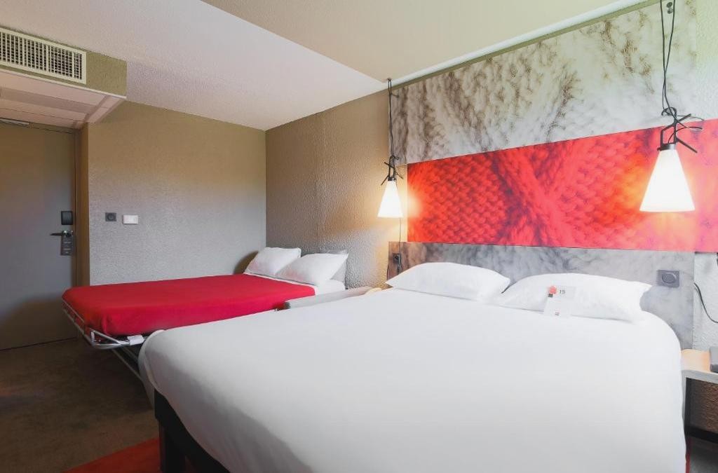 Amanece entre murallas: tu próxima aventura histórica en Carcasona - Hôtel ibis Carcassonne Est La Cité
