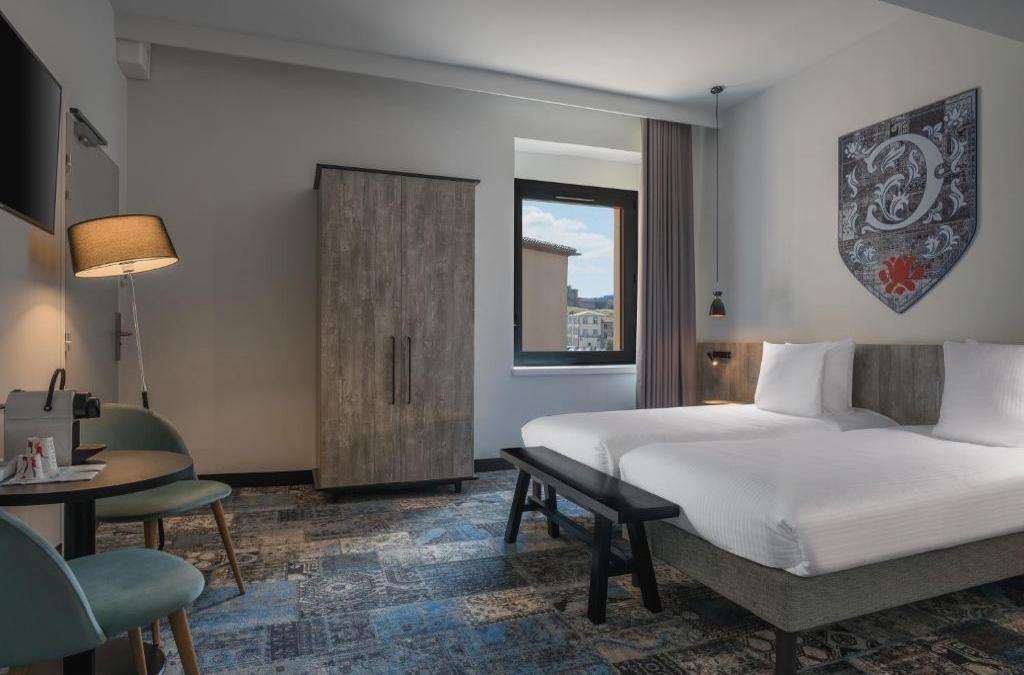 Descubre la maravillosa Carcasona en hotel 4* muy céntrico - SOWELL HOTELS Les Chevaliers