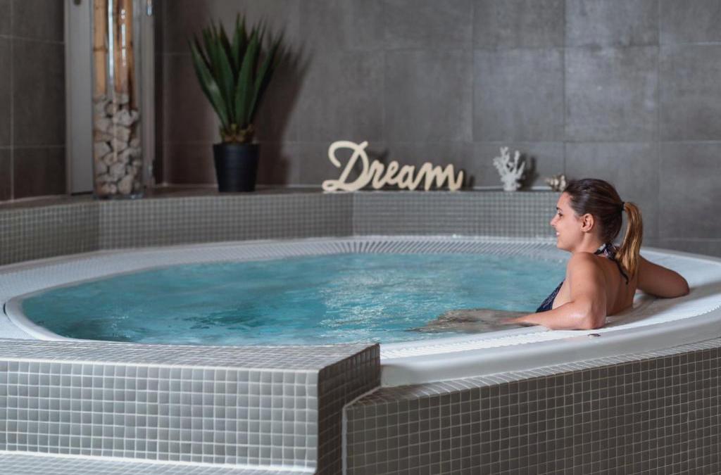 Descubre la maravillosa Carcasona en hotel 4* muy céntrico - SOWELL HOTELS Les Chevaliers