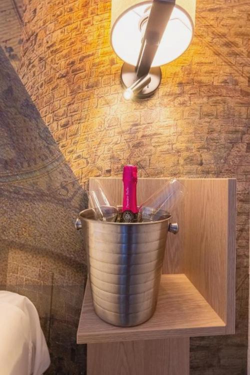 Descubre Carcasona: la joya medieval del sur de Francia - Hôtel Pont Rouge