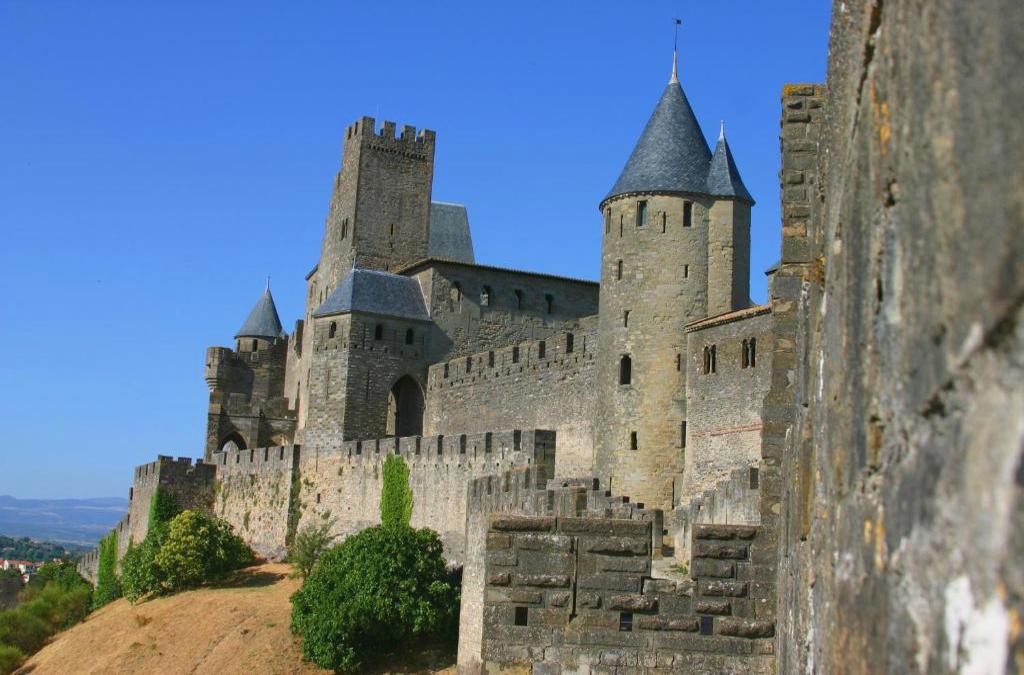 Descubre Carcasona: la joya medieval del sur de Francia - Hôtel Pont Rouge