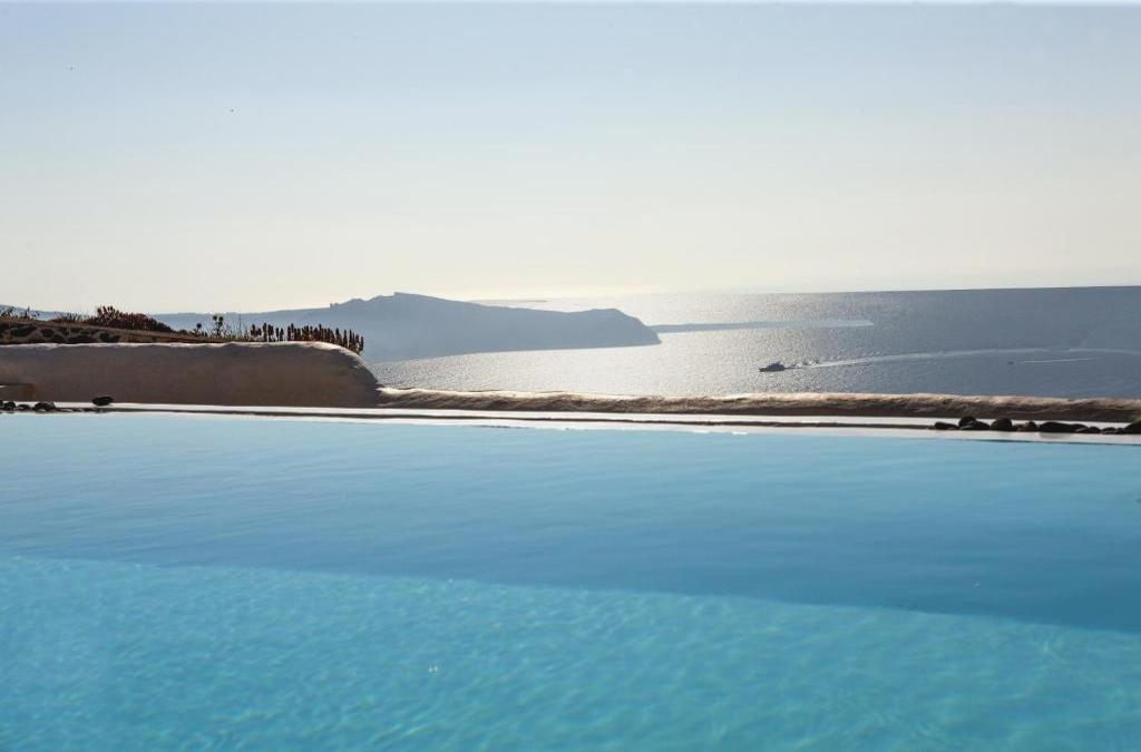 Amaze Suites