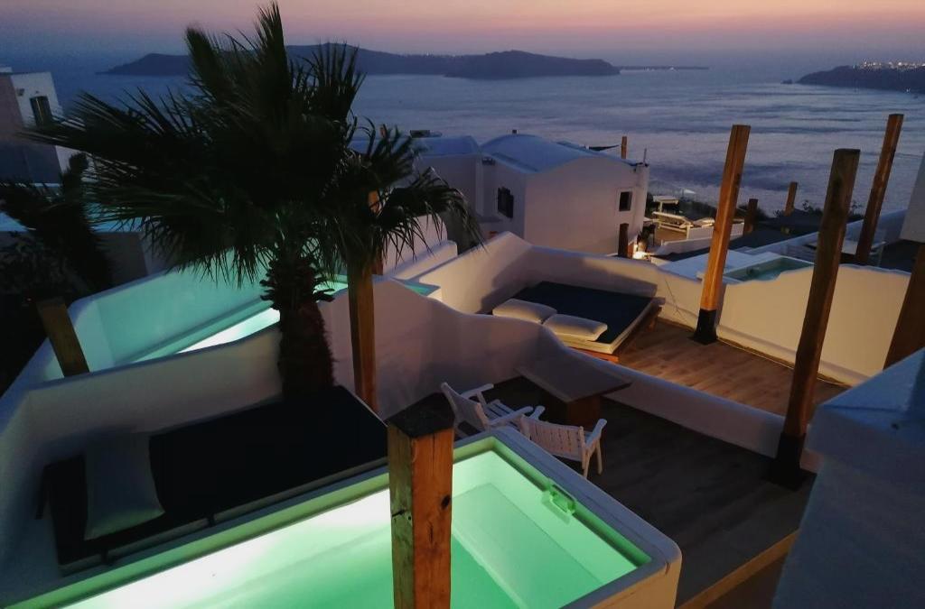 Amaze Suites
