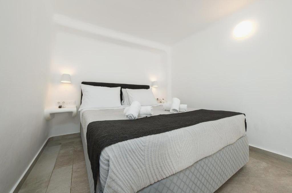 Amaze Suites