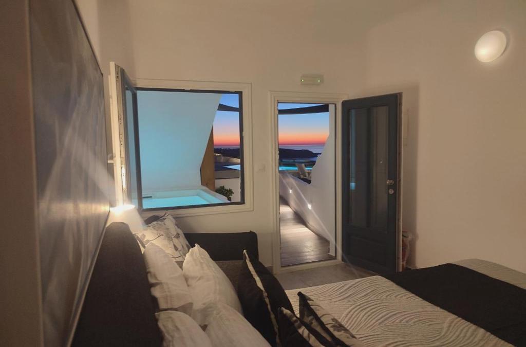 Amaze Suites