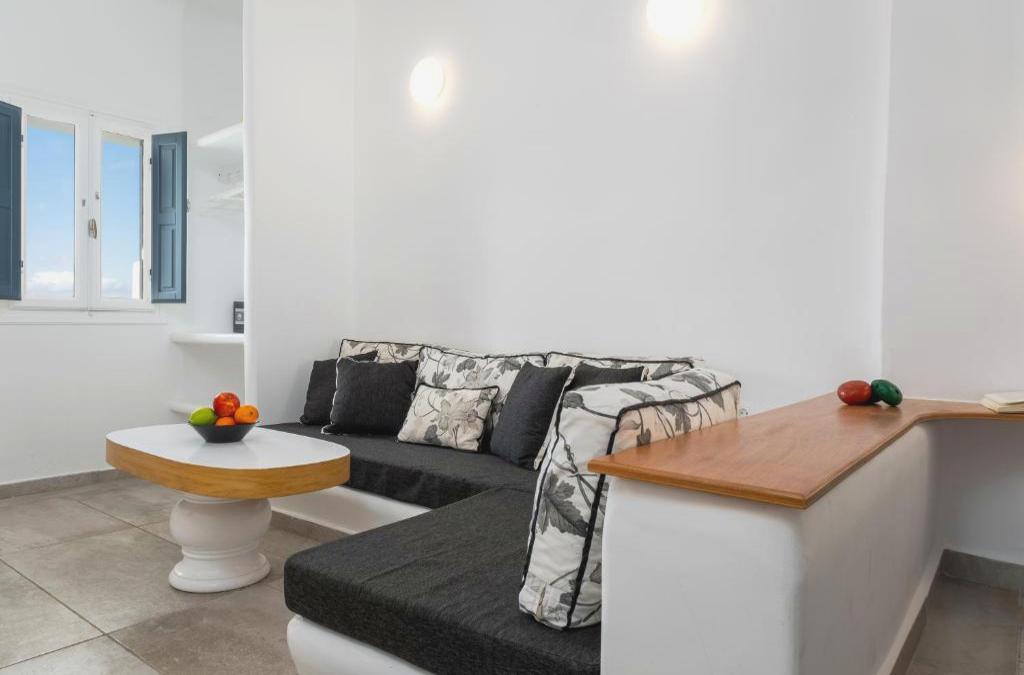 Amaze Suites