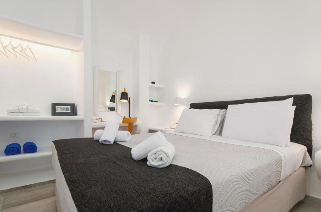 Amaze Suites