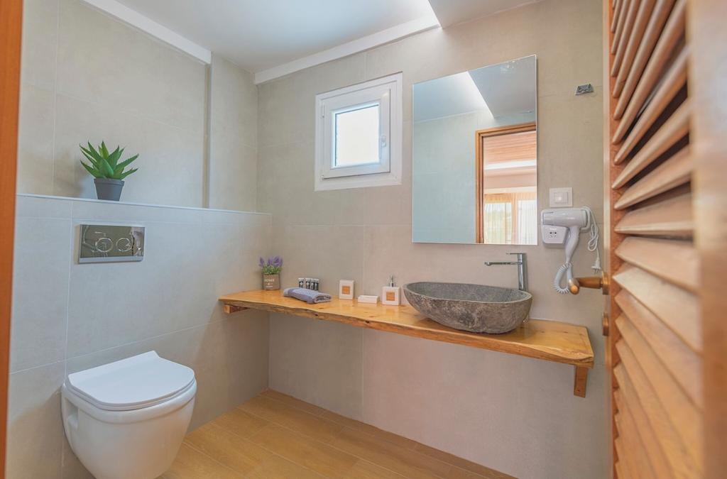 Ekati Mare Lifestyle Resort