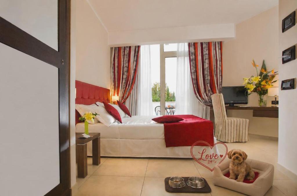 BLACK FRIDAY: Roma te enamorará: hotel 4* y habitación superior - Cardinal Hotel St. Peter