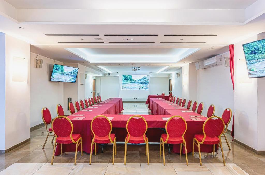 BLACK FRIDAY: Roma te enamorará: hotel 4* y habitación superior - Cardinal Hotel St. Peter