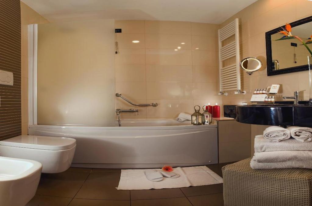 BLACK FRIDAY: Roma te enamorará: hotel 4* y habitación superior - Cardinal Hotel St. Peter