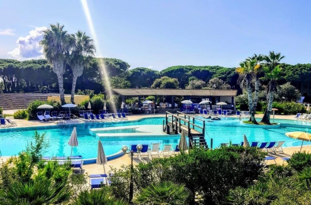 Vacaciones salvajes e inolvidables en 4* en Cerdeña con ferry incluido