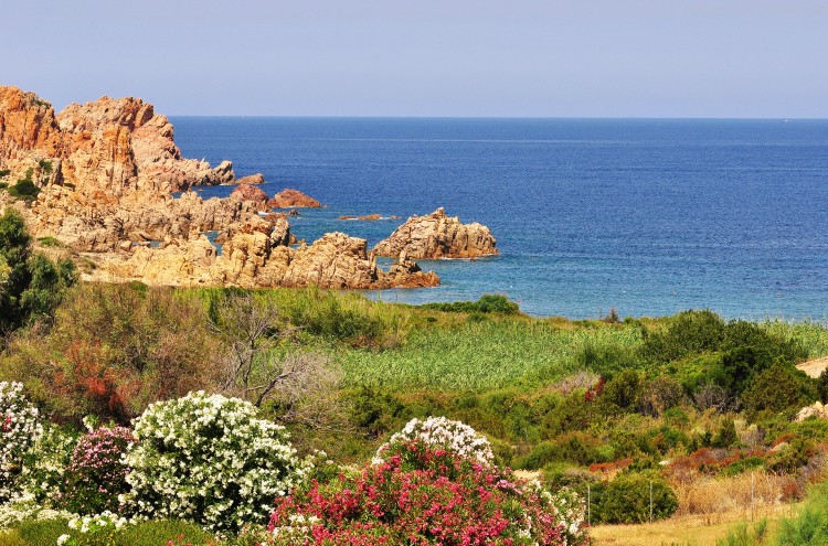 Apartamentos Calarossa Village