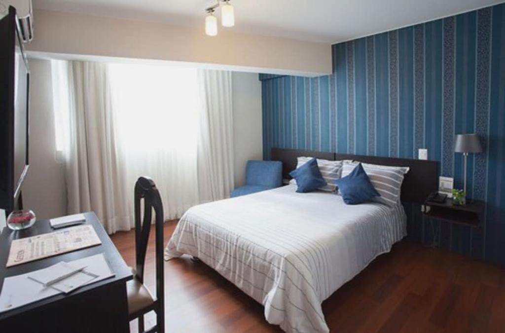 Hotel Santa Cruz