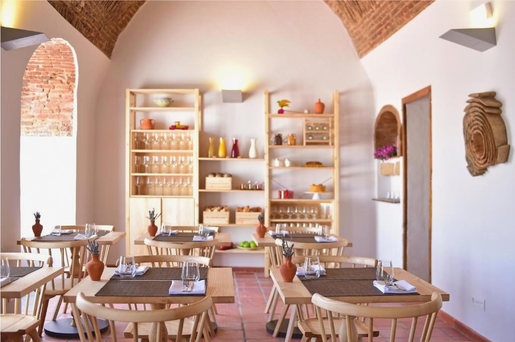 Descubre Évora: la joya del Alentejo en Portugal