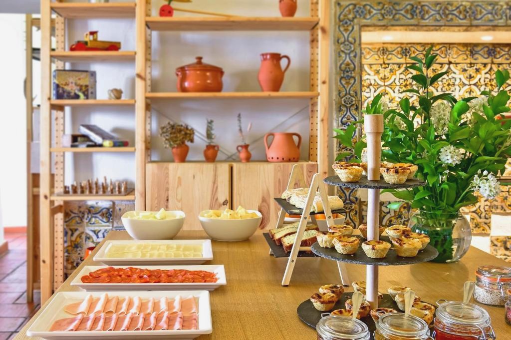 Descubre Évora: la joya del Alentejo en Portugal - Noble House Essence Évora - by Unlock Hotels
