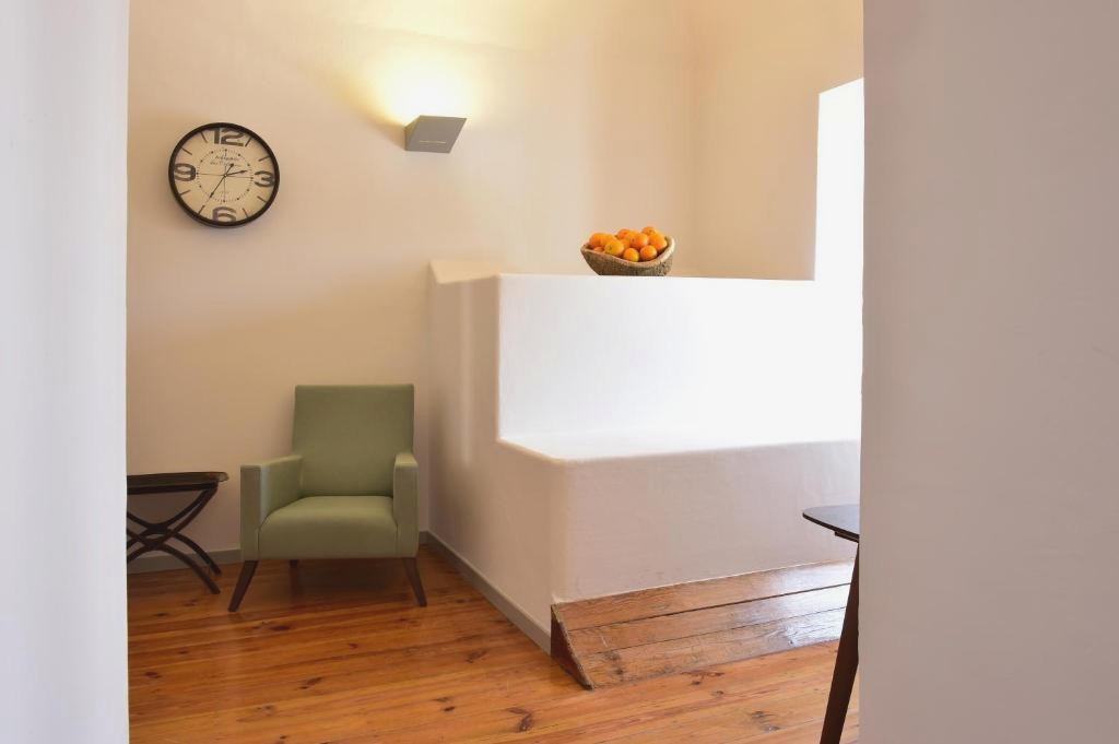 Descubre Évora: la joya del Alentejo en Portugal - Noble House Essence Évora - by Unlock Hotels