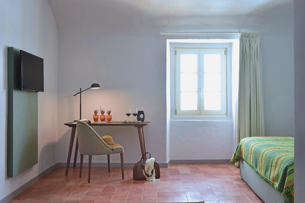 Descubre Évora: la joya del Alentejo en Portugal - Noble House Essence Évora - by Unlock Hotels