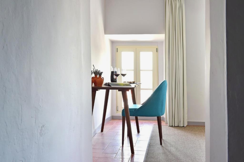 Descubre Évora: la joya del Alentejo en Portugal - Noble House Essence Évora - by Unlock Hotels