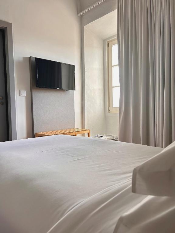 Descubre Évora: la joya del Alentejo en Portugal - Noble House Essence Évora - by Unlock Hotels