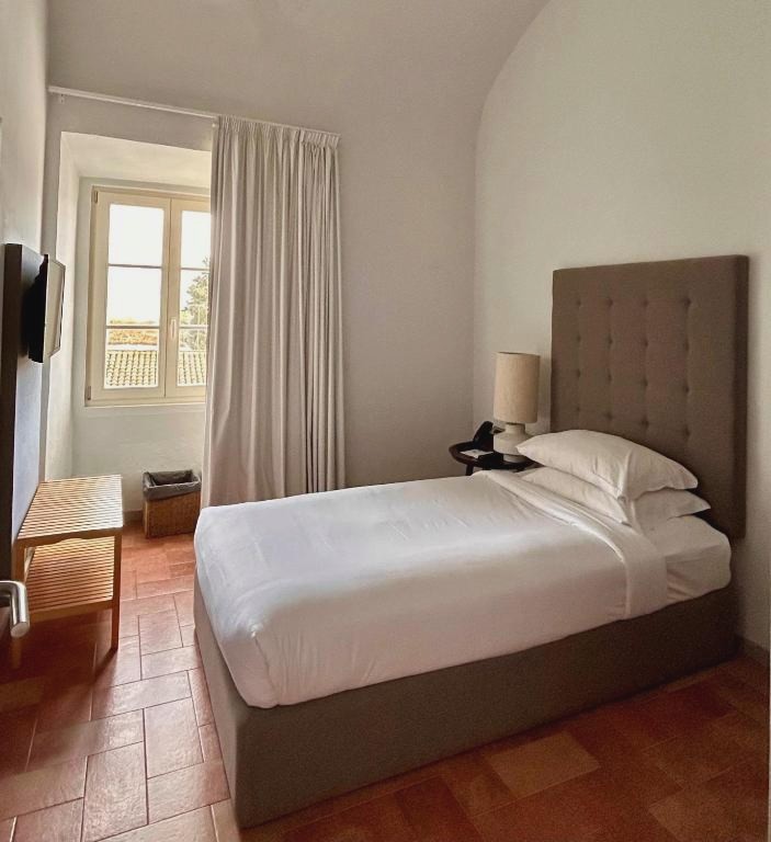 Descubre Évora: la joya del Alentejo en Portugal - Noble House Essence Évora - by Unlock Hotels