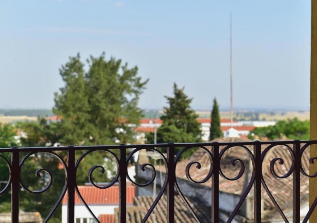 Descubre Évora: la joya del Alentejo en Portugal - Noble House Essence Évora - by Unlock Hotels