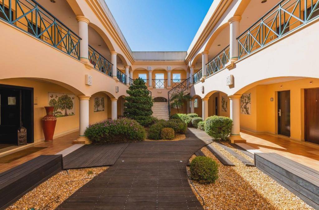 Descubre el Algarve en un resort 5* con desayunos ¡niños GRATIS! - Vale d'Oliveiras Quinta Resort & Spa
