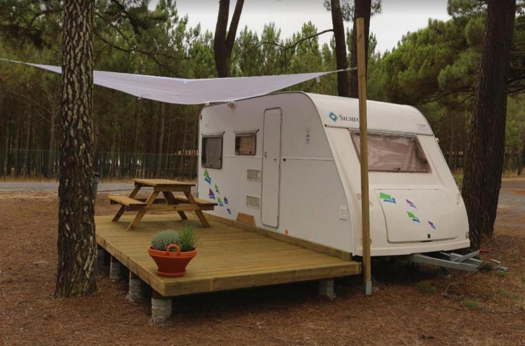 Odeceixe Bungalow-Parque De Campismo Sao Miguel