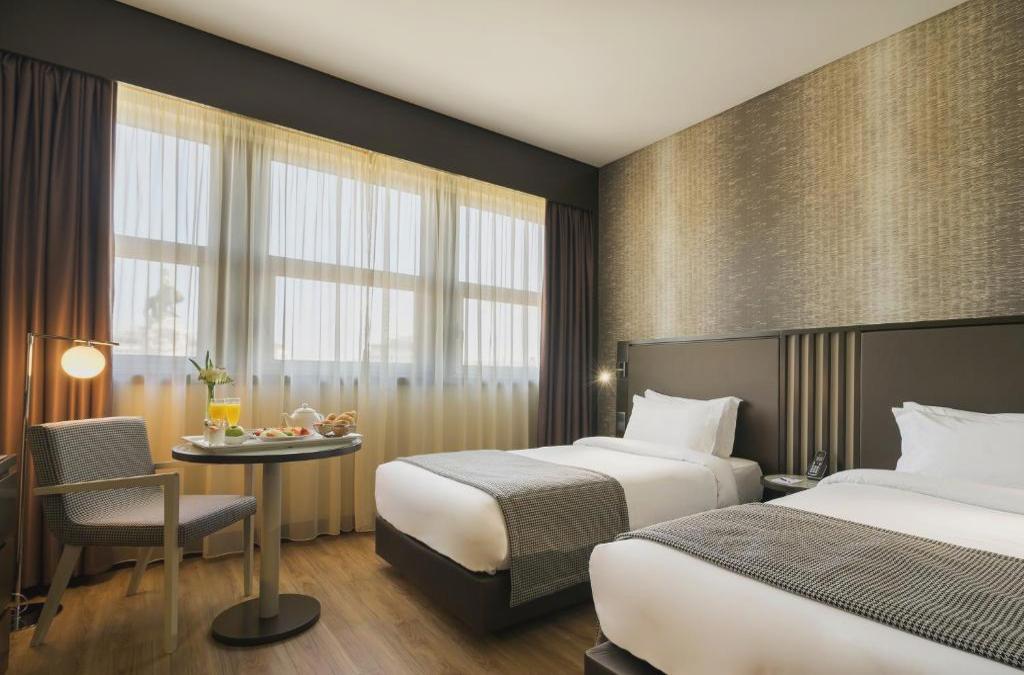 Disfruta de Lisboa en hotel 4* con desayunos y actividades - HF Fenix Lisboa
