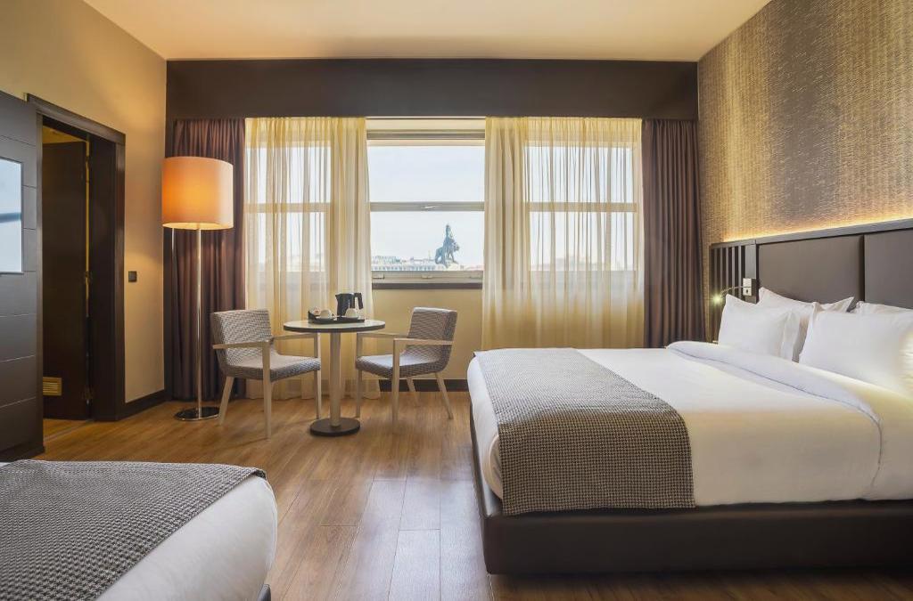 Disfruta de Lisboa en hotel 4* con desayunos y actividades
