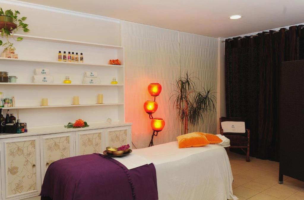 Dorisol Buganvilia Studio Hotel