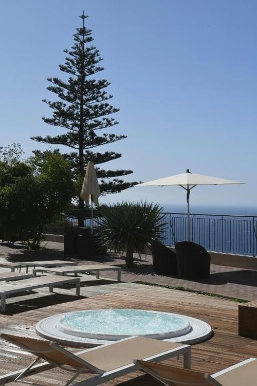Aventura y relax en Madeira: disfruta en un hotel 4*