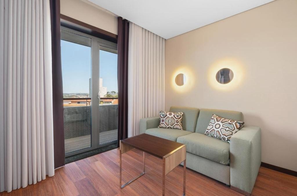 ¡Oporto con cata de vinos y crucero por el Duero! - Axis Porto Business & Spa Hotel