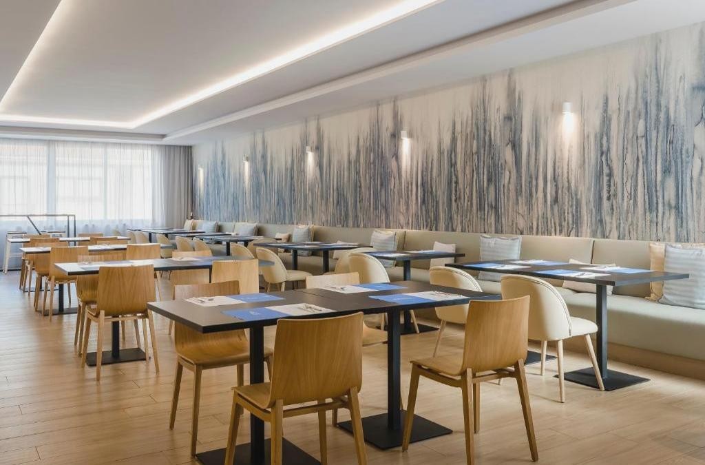 ¡Oporto al completo! Con crucero por los 6 puentes y cata de vino - Cliphotel