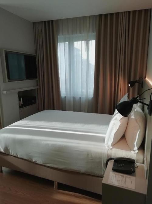 ¡Oporto al completo! Con crucero por los 6 puentes y cata de vino - Cliphotel