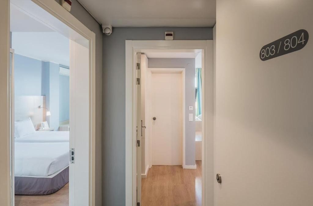 ¡Oporto al completo! Con crucero por los 6 puentes y cata de vino - Cliphotel
