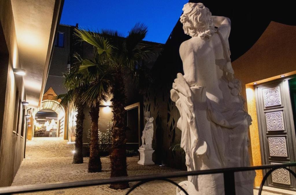 Viaja a Oporto en un lujoso hotel 4* con crucero, cata de vinos y spa - Rubens Hotel & Spa
