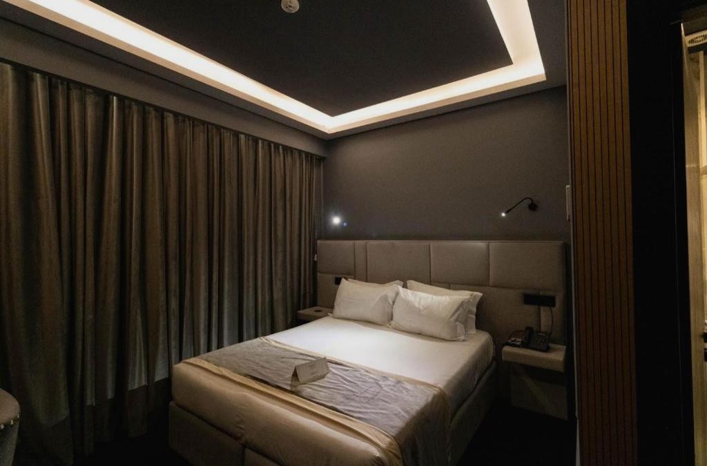 Viaja a Oporto en un lujoso hotel 4* con crucero, cata de vinos y spa - Rubens Hotel & Spa