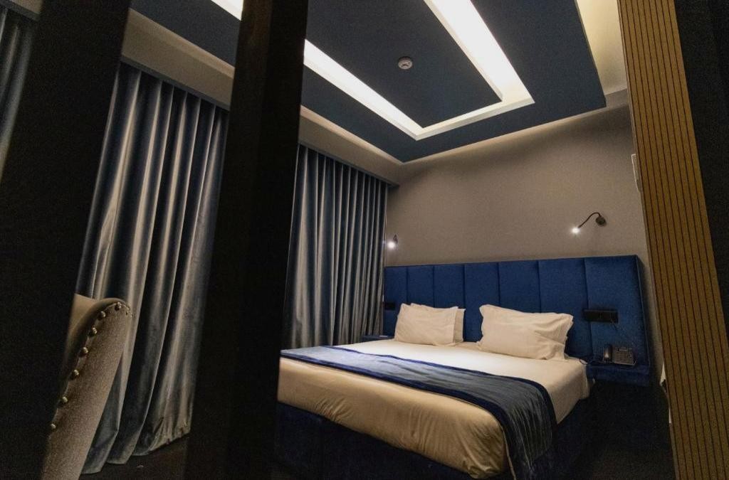 Viaja a Oporto en un lujoso hotel 4* con crucero, cata de vinos y spa - Rubens Hotel & Spa