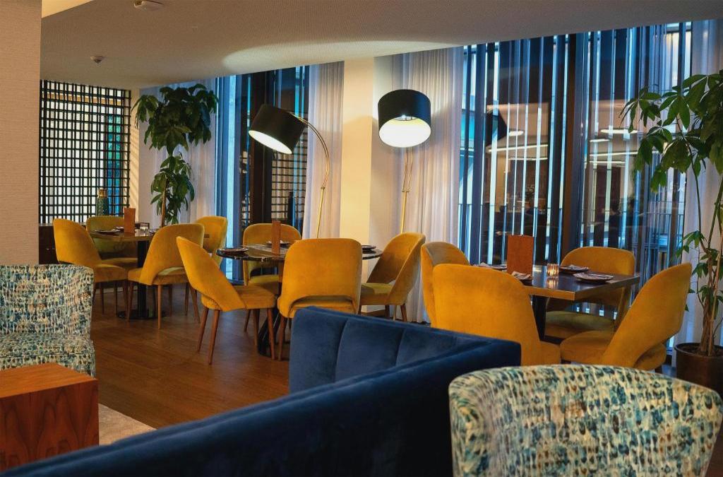 Boeira Garden Hotel Porto Gaia, Curio Collection by Hilton