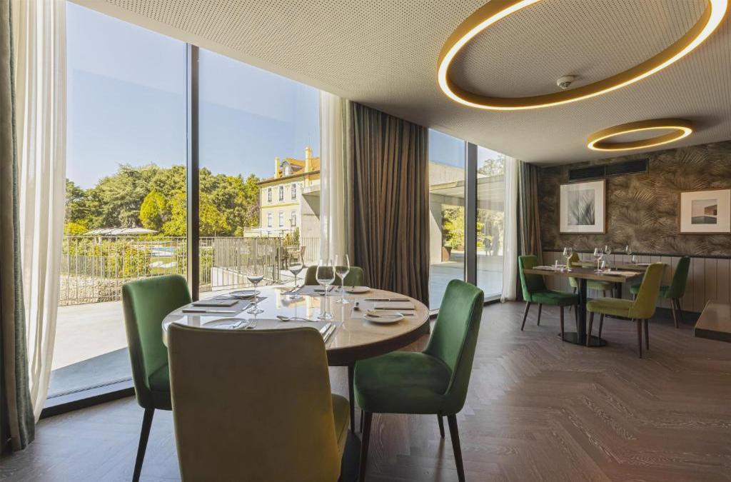 Boeira Garden Hotel Porto Gaia, Curio Collection by Hilton