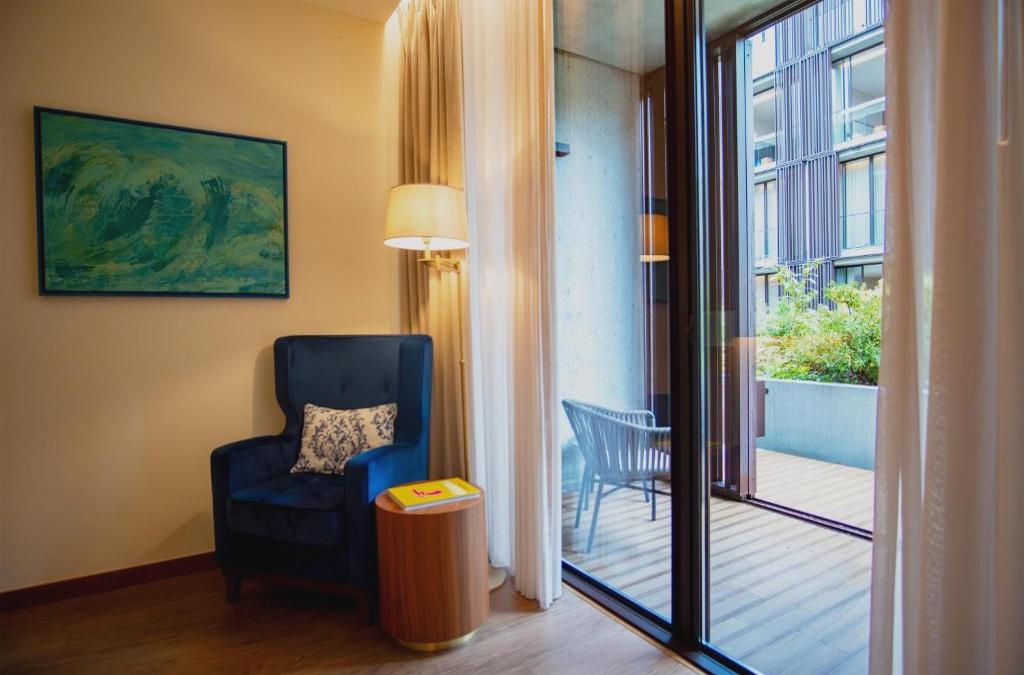Boeira Garden Hotel Porto Gaia, Curio Collection by Hilton
