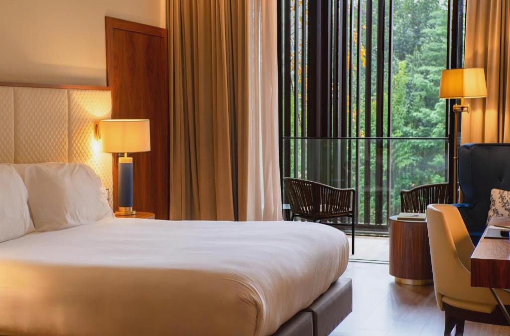 Boeira Garden Hotel Porto Gaia, Curio Collection by Hilton