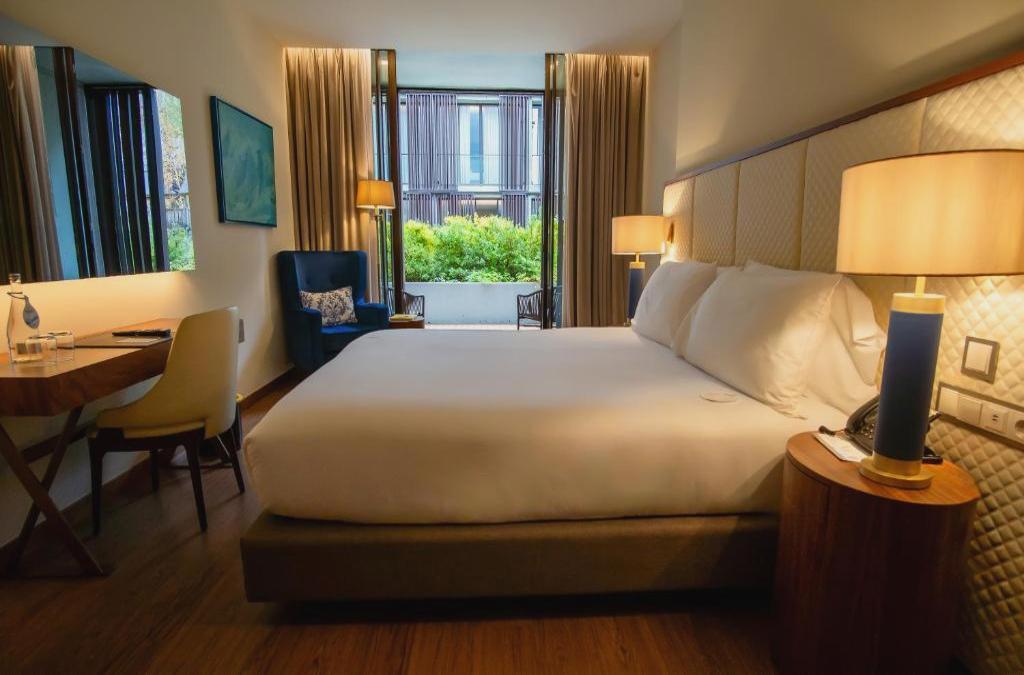 Boeira Garden Hotel Porto Gaia, Curio Collection by Hilton