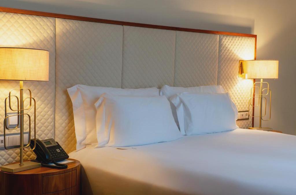 Boeira Garden Hotel Porto Gaia, Curio Collection by Hilton