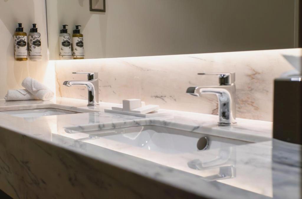 Boeira Garden Hotel Porto Gaia, Curio Collection by Hilton