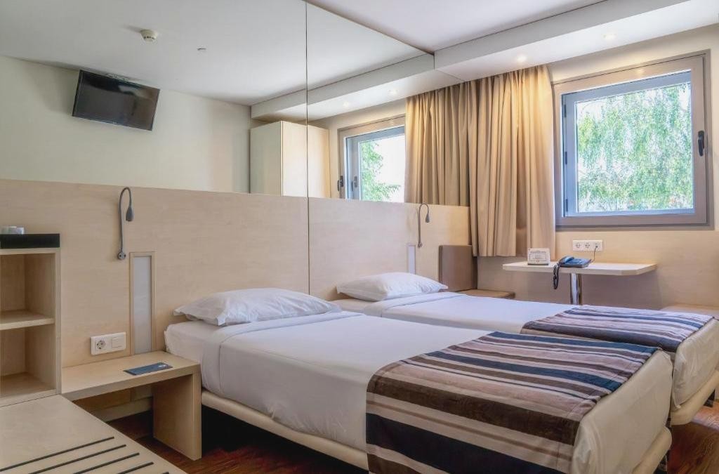 ¡Siente Oporto! Tu viaje con crucero por el río Duero y cata de vinos - Park Hotel Porto Gaia
