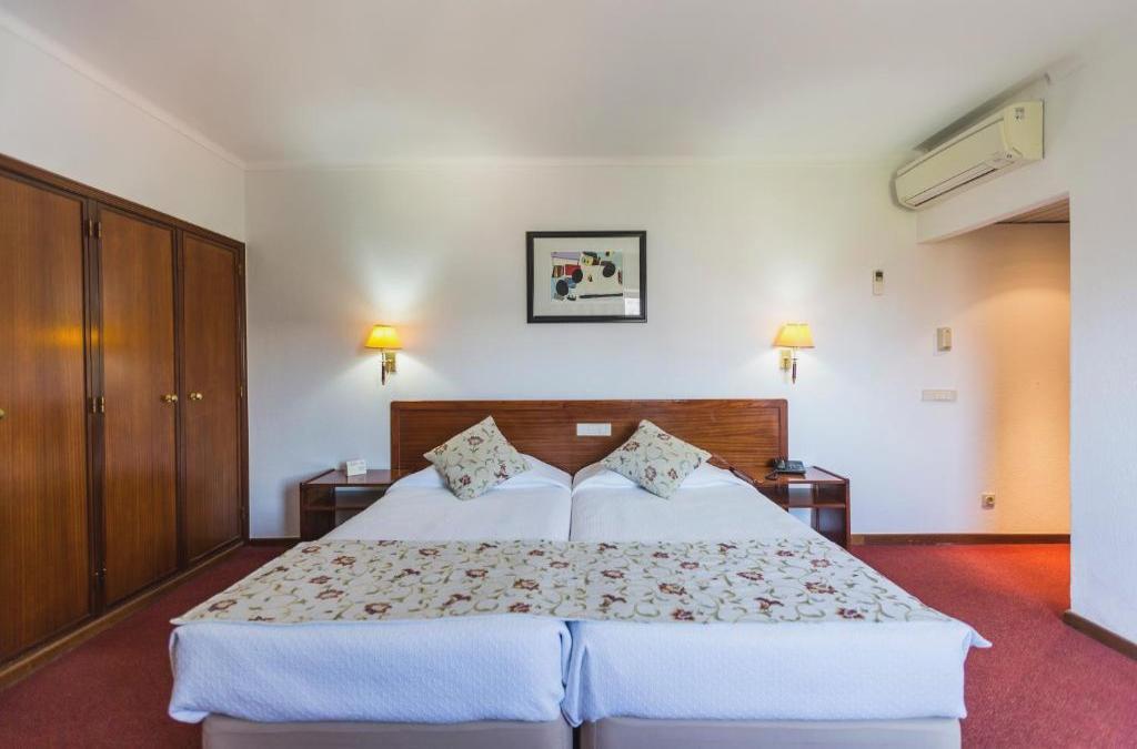 Hotel Arangues