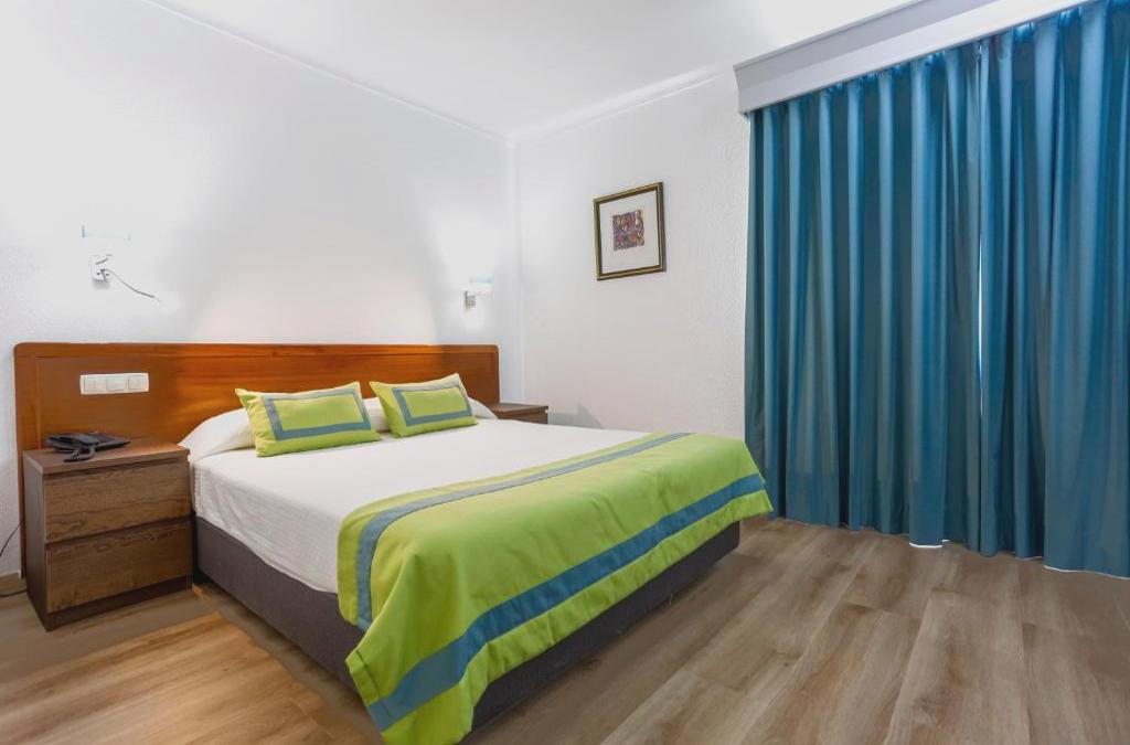 Hotel Arangues
